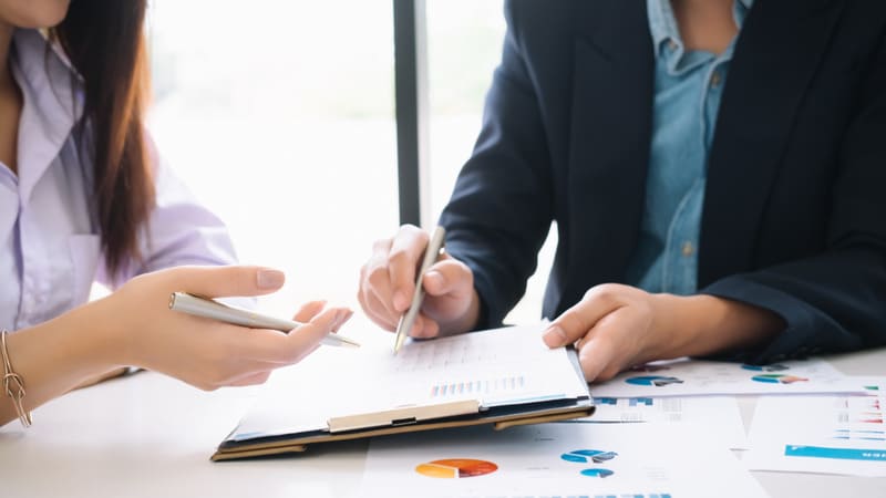Đại diện ngoài tố tụng